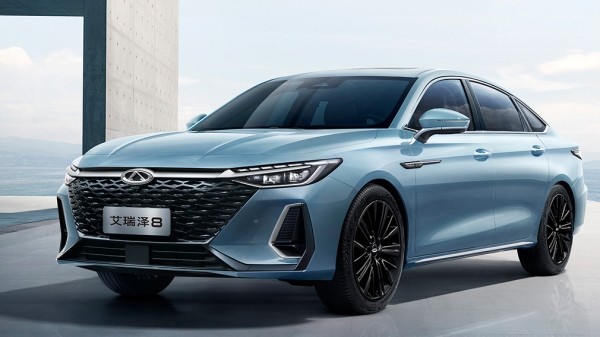 Флагманский седан CHERY Arrizo 8 впервые заметили в РФ 