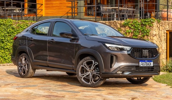Купеобразный паркетник Fiat Fastback выходит на рынок Купеобразный паркетник Fiat Fastback выходит на рынок