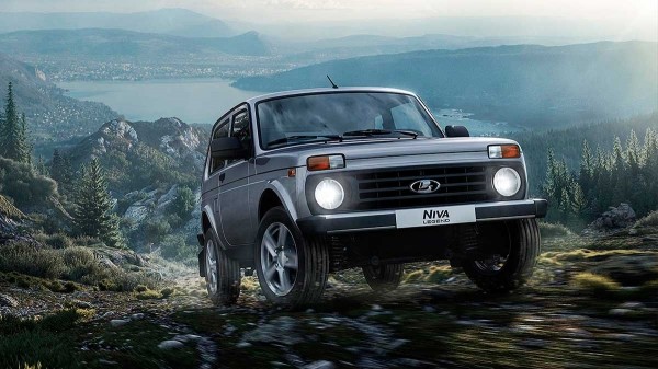 АВТОВАЗ продолжает производство некомплектных автомашин LADA Niva в сентябре 2022 года