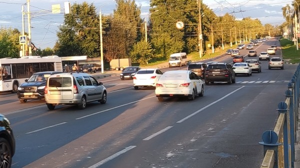 Автоэксперт рассказал о главных трудностях для появления летающих автомобилей в РФ Автоэксперт рассказал о главных трудностях для появления летающих автомобилей в РФ