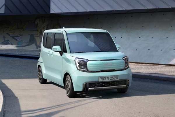 Микровэн Kia Ray обновлен на двенадцатом году производства Микровэн Kia Ray обновлен на двенадцатом году производства