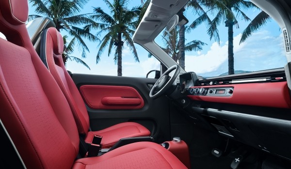 Новый Wuling Mini EV Convertible: самый маленький кабриолет