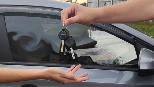 Автоэксперт рассказал, стоит ли сейчас продавать свой автомобиль Автоэксперт рассказал, стоит ли сейчас продавать свой автомобиль