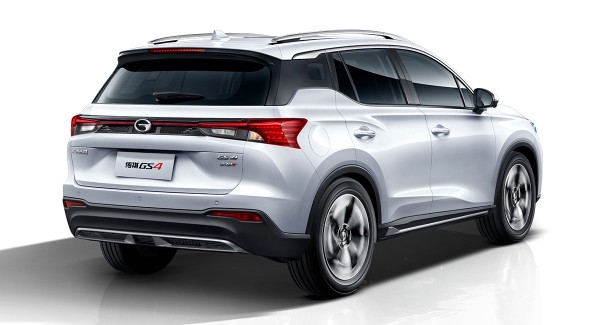 GAC одновременно обновил кроссоверы GS4 и GS4 Plus