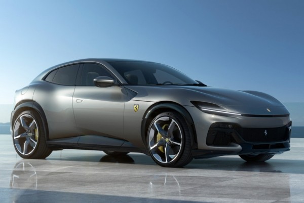 Представлен кроссовер Ferrari Purosangue Представлен кроссовер Ferrari Purosangue
