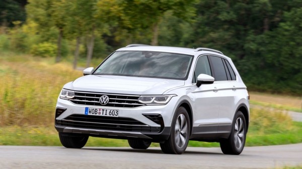 VOLKSWAGEN может возобновить выпуск авто в РФ под новым брендом VOLKSWAGEN может возобновить выпуск авто в РФ под новым брендом