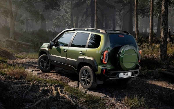 Дилеры в Москве назвали реальную стоимость «упрощенной» версии внедорожника LADA Niva Travel Дилеры в Москве назвали реальную стоимость «упрощенной» версии внедорожника LADA Niva Travel