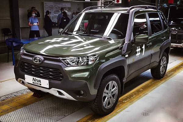 Дилеры в Москве назвали реальную стоимость «упрощенной» версии внедорожника LADA Niva Travel Дилеры в Москве назвали реальную стоимость «упрощенной» версии внедорожника LADA Niva Travel