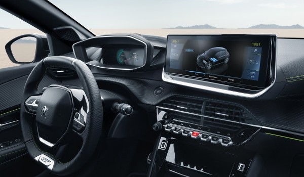 Peugeot e-208 модернизирован перед рестайлингом семейства