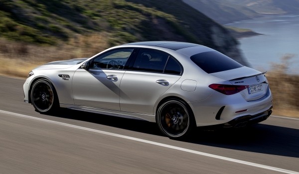 Новый Mercedes-AMG C 63 S: четырехцилиндровый гибрид вместо V8