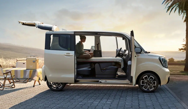 Микровэн Kia Ray обновлен на двенадцатом году производства Микровэн Kia Ray обновлен на двенадцатом году производства