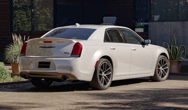 «Заряженный» Chrysler 300C вернулся, чтобы попрощаться
