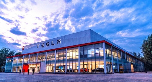 Tesla запустила голосование на выбор места для установки зарядных станций Tesla запустила голосование на выбор места для установки зарядных станций