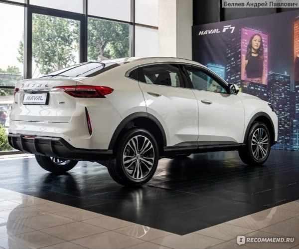 В РФ отмечается снижение стоимости на китайские кроссоверы HAVAL F7 и F7X