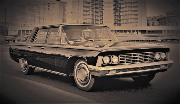 В РФ выставили на продажу редкую автомашину ЗИЛ-117 как у Брежнева за 50 млн рублей