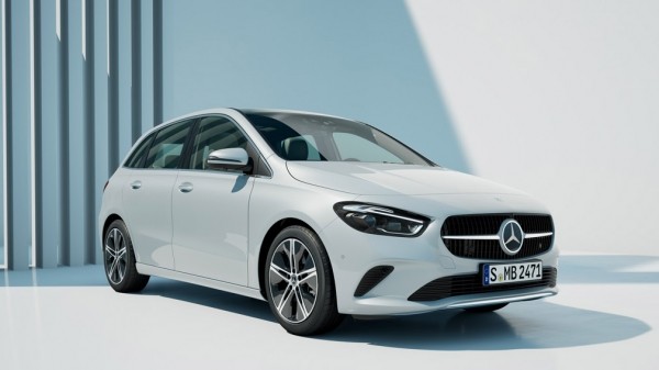 Mercedes-Benz обновил сразу три массовые модели Mercedes-Benz обновил сразу три массовые модели