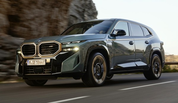 Мощный кроссовер BMW XM: серийная версия Мощный кроссовер BMW XM: серийная версия
