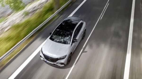 Новому Mercedes-Benz EQE SUV добавили две AMG-версии