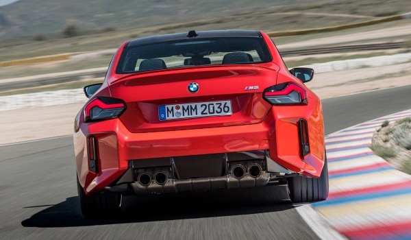 Новое купе BMW M2: задний привод, «механика» за доплату