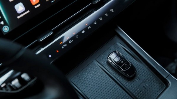 В России появился новый китайский кроссовер Omoda C5 В России появился новый китайский кроссовер Omoda C5