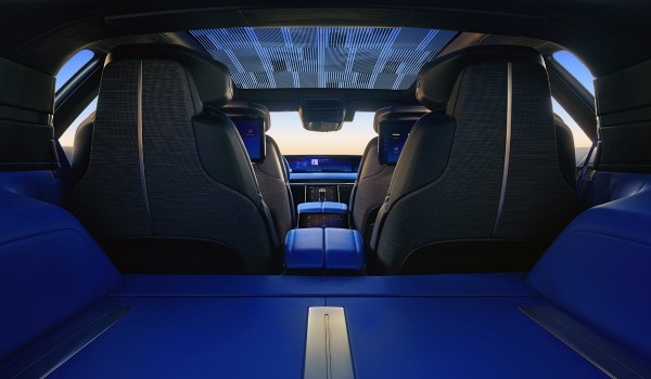 Cadillac Celestiq: новый флагман за 300 тысяч долларов