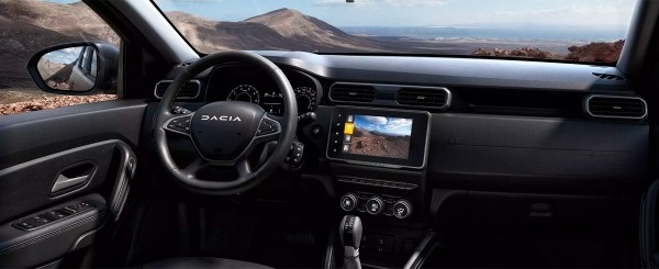 Dacia в Париже: коллекционный Duster и первый гибрид Dacia в Париже: коллекционный Duster и первый гибрид