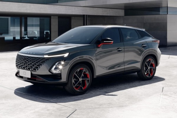 Кроссовер Omoda C5 выходит на российский рынок: комплектации и цены Кроссовер Omoda C5 выходит на российский рынок: комплектации и цены