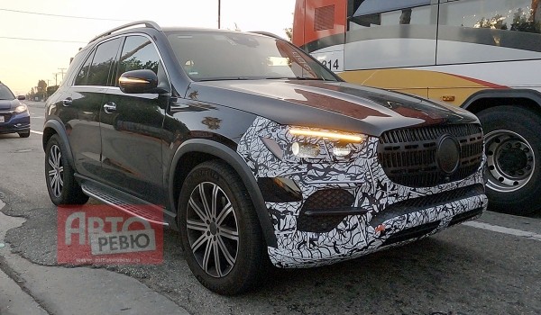 Шпионаж: обновленные кроссоверы Mercedes-Benz GLE и GLS Шпионаж: обновленные кроссоверы Mercedes-Benz GLE и GLS