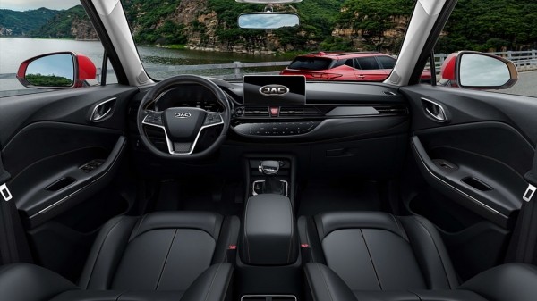 Представлен компактный кроссовер JAC JS4 для российского рынка Представлен компактный кроссовер JAC JS4 для российского рынка