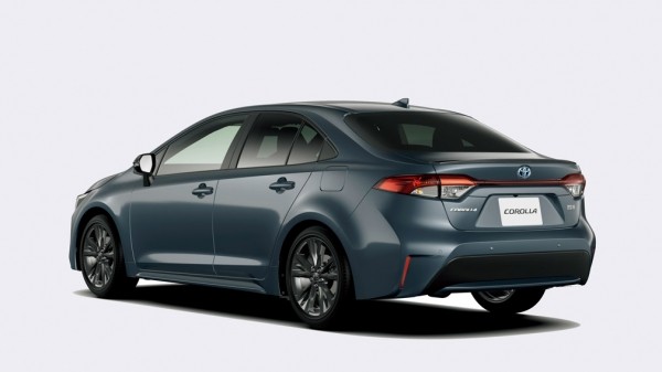 В Японии представили обновленную TOYOTA Corolla