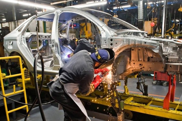 Дайджест дня: Веста в Тольятти, 911 GT3 RS на Нюрбургринге и другие события индустрии Дайджест дня: Веста в Тольятти, 911 GT3 RS на Нюрбургринге и другие события индустрии