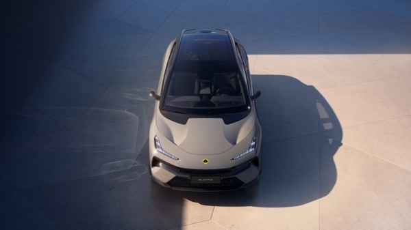 Компания Lotus раскрыла стоимость электрического кроссовера Electre 