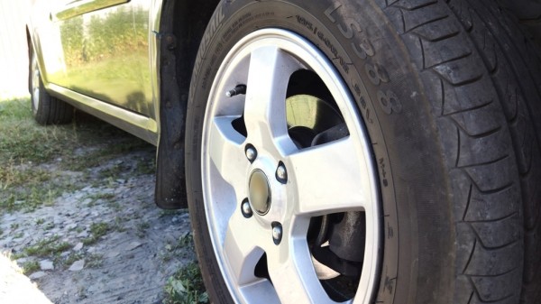 Компания Bridgestone начала продажу бизнеса в России