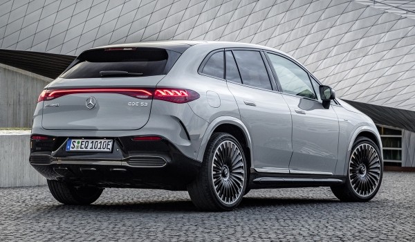 Представлен электрический кроссовер Mercedes-Benz EQE SUV