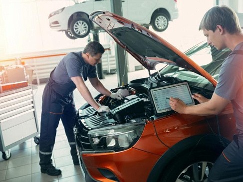 Автоконцерн АВТОВАЗ планирует выпустить новую партию автомашин LADA Largus в 2022 году