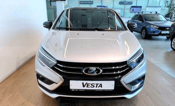 Автоконцерн АВТОВАЗ сварил первый кузов обновленной LADA Vesta на заводе в Тольятти