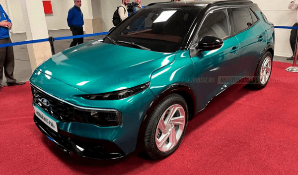 Автоконцерн АВТОВАЗ сварил первый кузов обновленной LADA Vesta на заводе в Тольятти