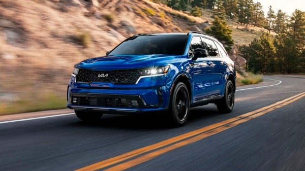 Компания Kia представила обновленный кроссовер Sorento для рынка США