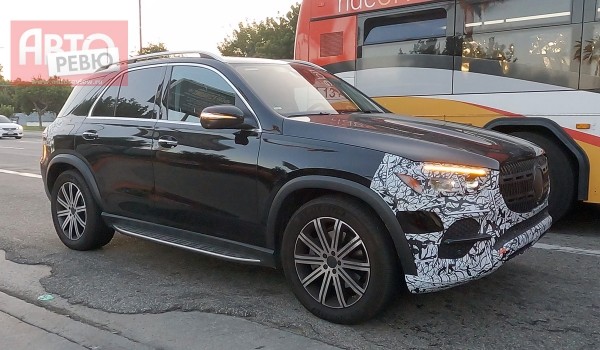 Шпионаж: обновленные кроссоверы Mercedes-Benz GLE и GLS Шпионаж: обновленные кроссоверы Mercedes-Benz GLE и GLS