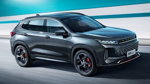Exeed LX досталась новая версия 400T