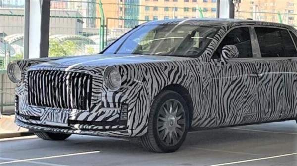 Интерьер нового Hongqi L5 оказался похож на Aurus Senat Интерьер нового Hongqi L5 оказался похож на Aurus Senat