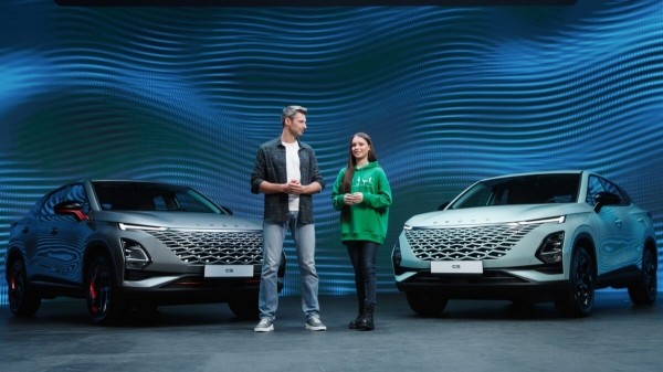 Компания Chery презентовала в России новую модель - кроссовер Omoda C5