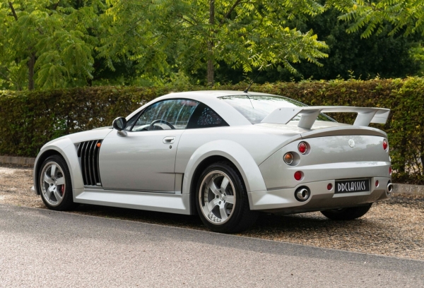 Редкий спорткар MG XPower SVR 2005 года с малым пробегом выставлен на продажу 