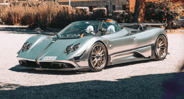 Родстер Pagani Zonda 760 примерил редкий оттенок Liquid Silver для российского бизнесмена Родстер Pagani Zonda 760 примерил редкий оттенок Liquid Silver для российского бизнесмена