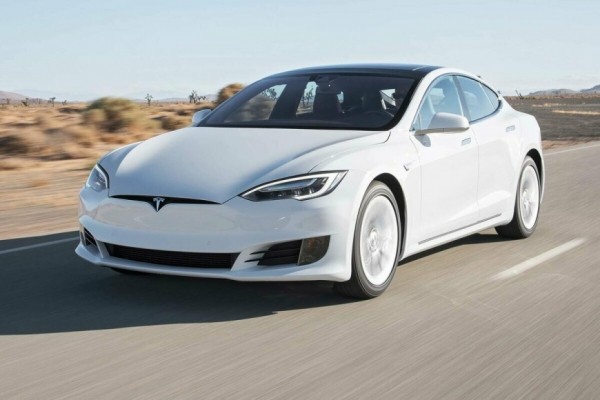 Tesla выпустила большое обновление ПО для своих электромобилей