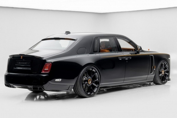 Тюнинг-ателье Mansory выпустило переделанный Rolls-Royce Phantom за 58 млн рублей Тюнинг-ателье Mansory выпустило переделанный Rolls-Royce Phantom за 58 млн рублей