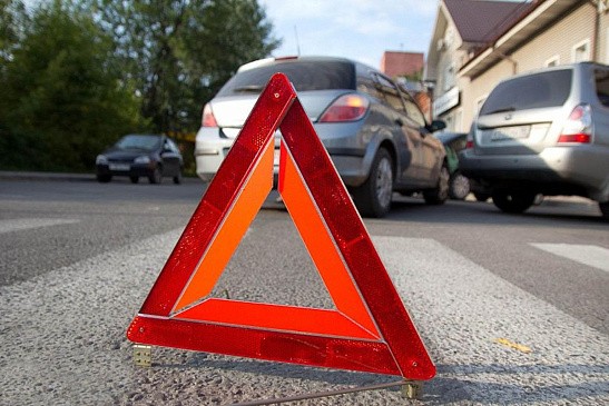 У российских дилеров в продаже появились относительно недорогие седаны Hyundai Sonata