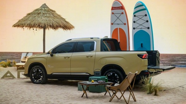 В КНР началось производство нового электрокара GEELY Radar