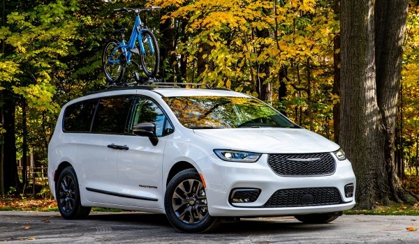 Дайджест дня: последняя Acura NSX, Evolute для Минприроды и другие события индустрии Дайджест дня: последняя Acura NSX, Evolute для Минприроды и другие события индустрии