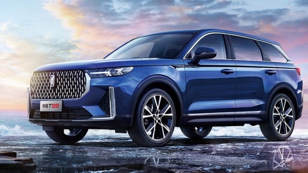 В РФ начали продавать флагманский кроссовер FAW Bestune T99: цены намного выше, чем в Китае В РФ начали продавать флагманский кроссовер FAW Bestune T99: цены намного выше, чем в Китае